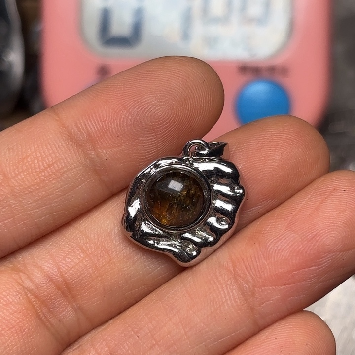 龙***哥花岗石铁合金星星