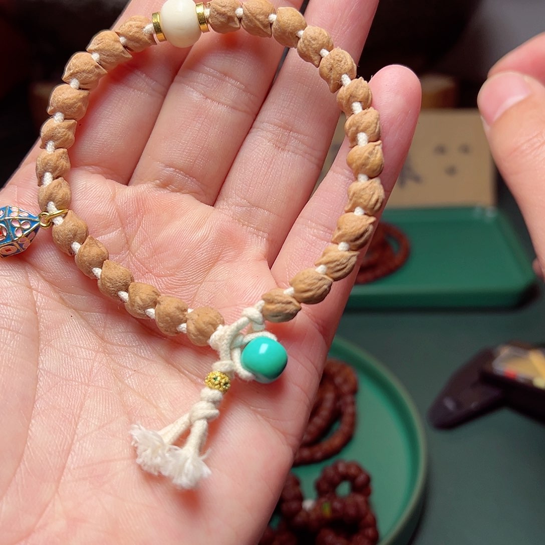 柏香籽/百香籽吊坠175.5