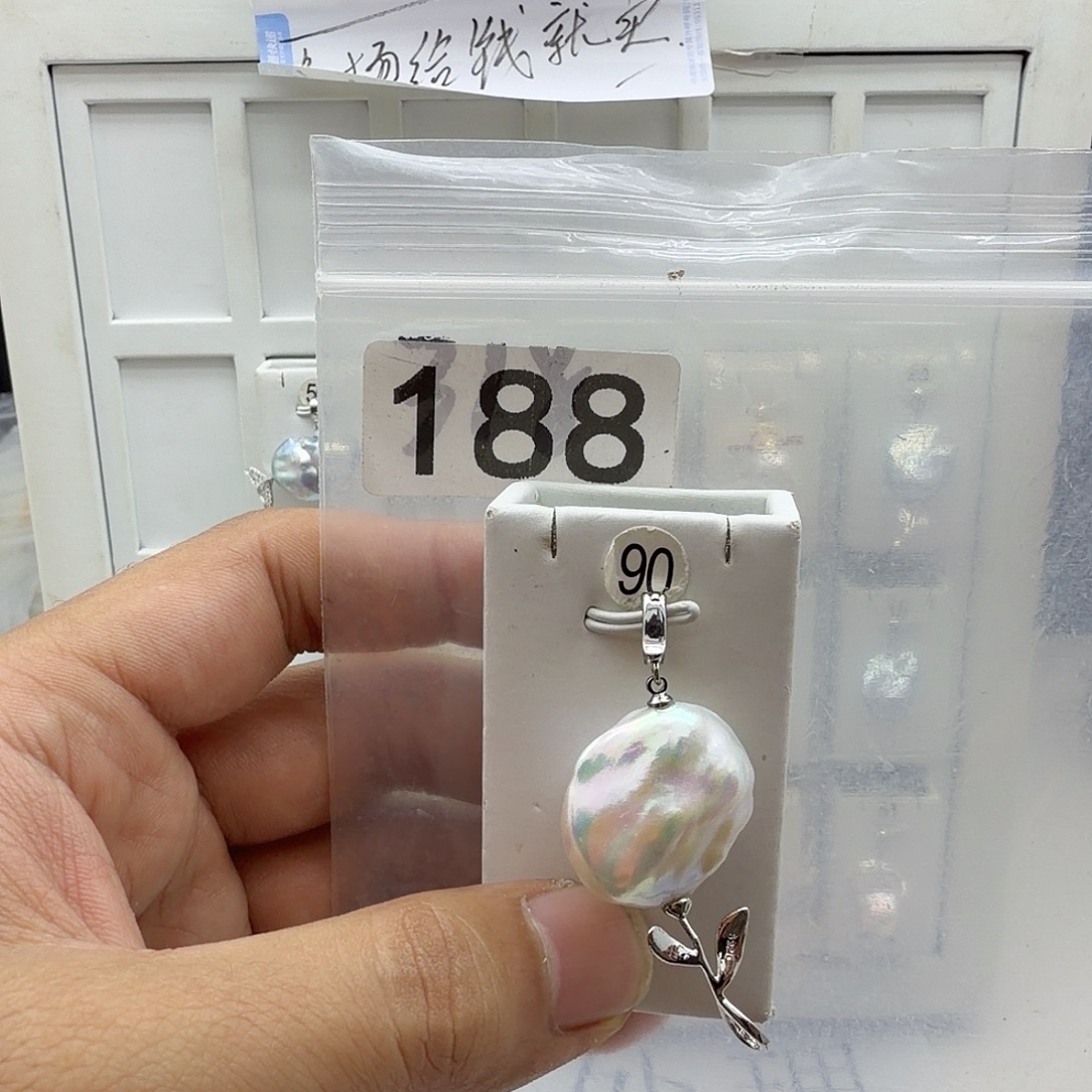 颈饰合金淡水珍珠