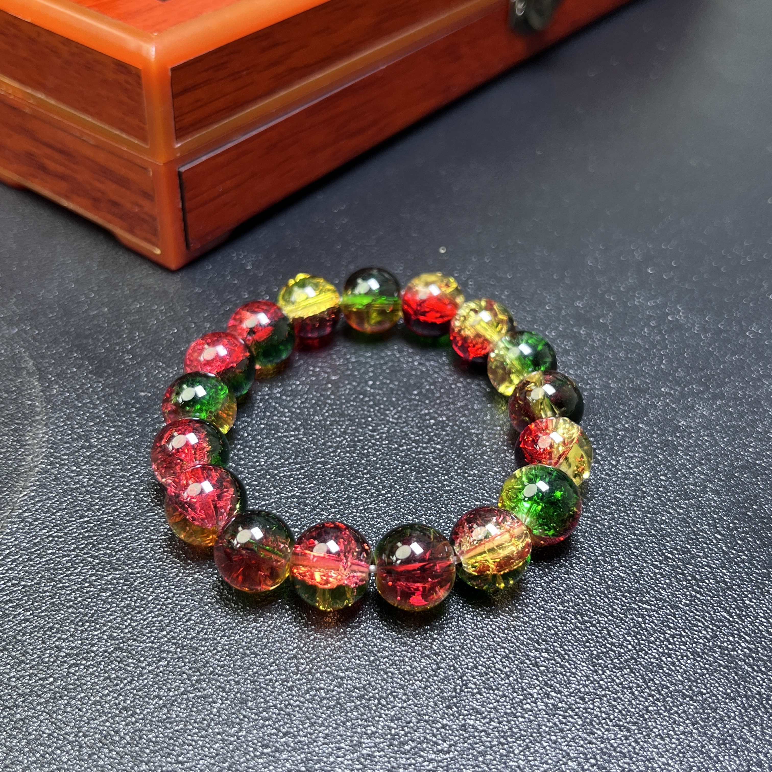 金绿宝石*QZY528时尚精美男女同款百搭手链