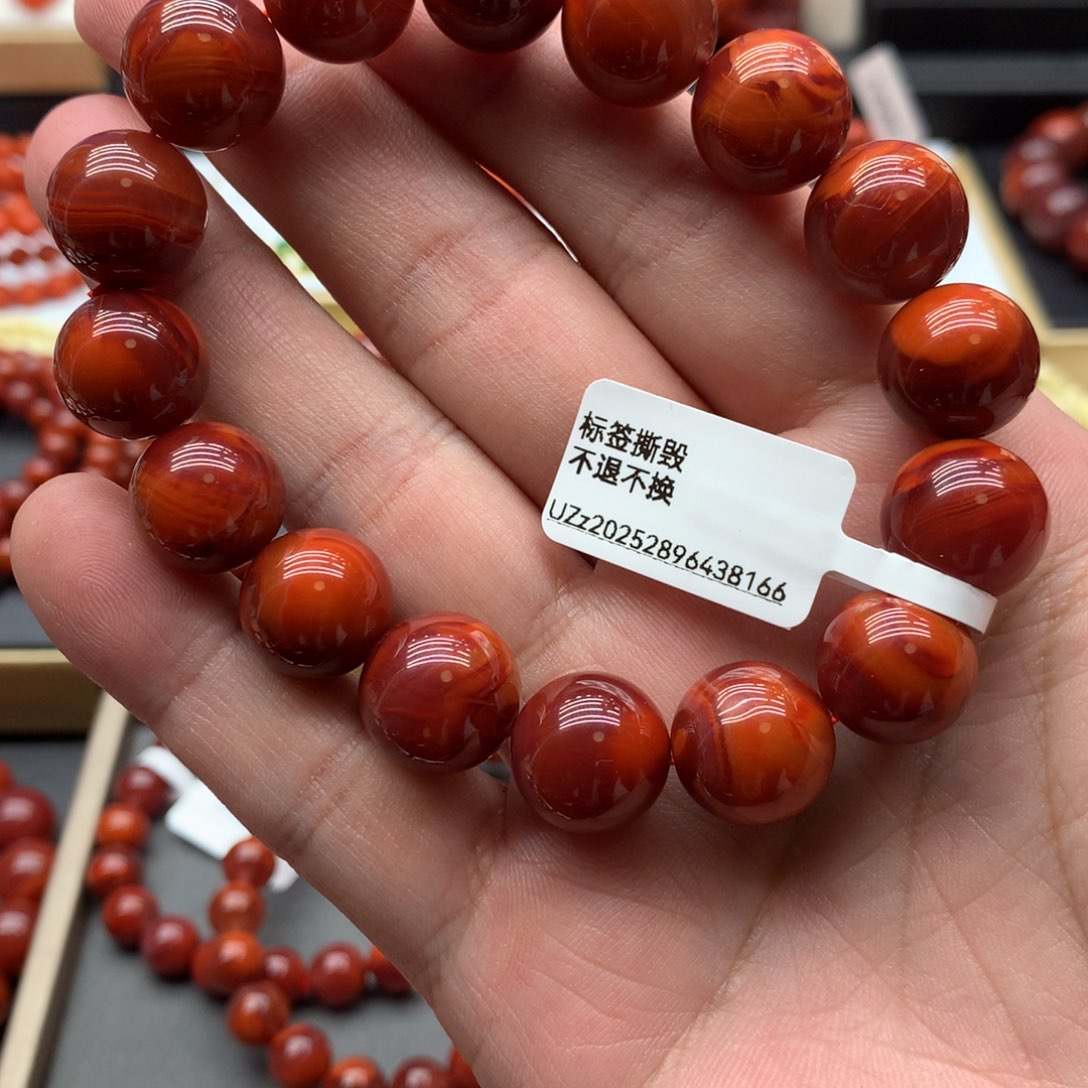 南红玛瑙手链未镶嵌凌****酒