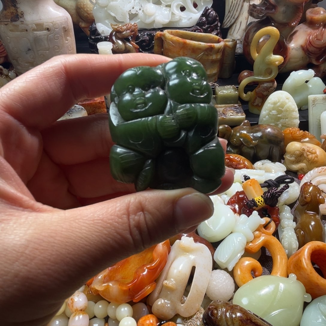 和田玉未镶嵌挂件