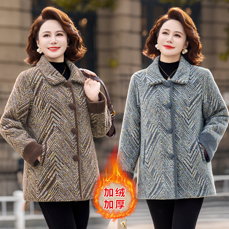 中老年女装冬款水貂绒大衣条纹新款加厚加绒高端妈妈装保暖外套女