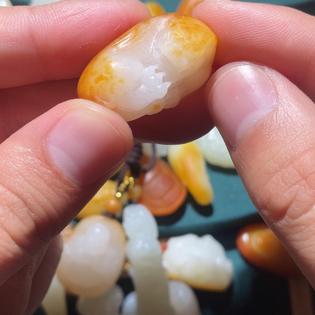 和田玉挂件未镶嵌?***来