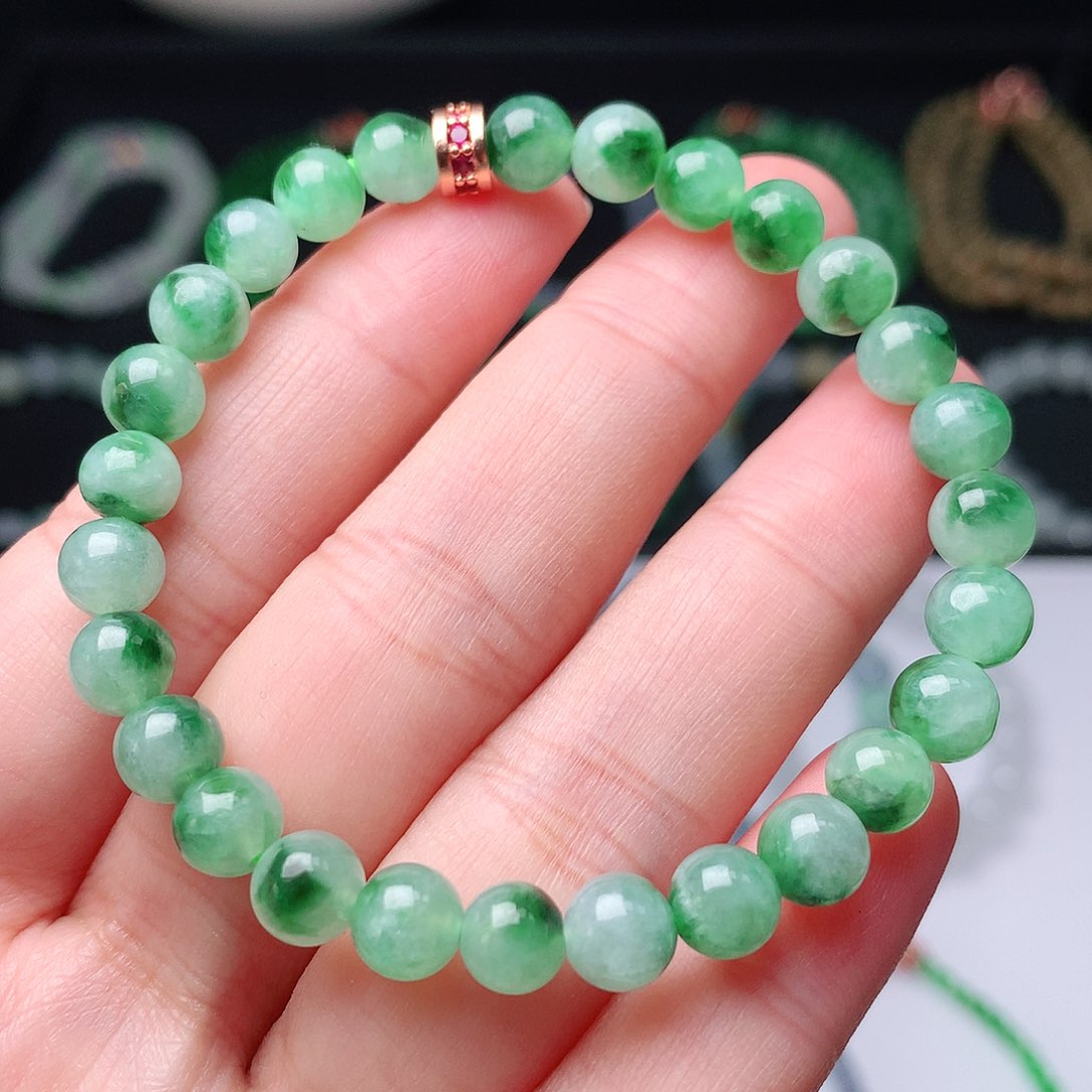 翡翠手链未镶嵌翡翠