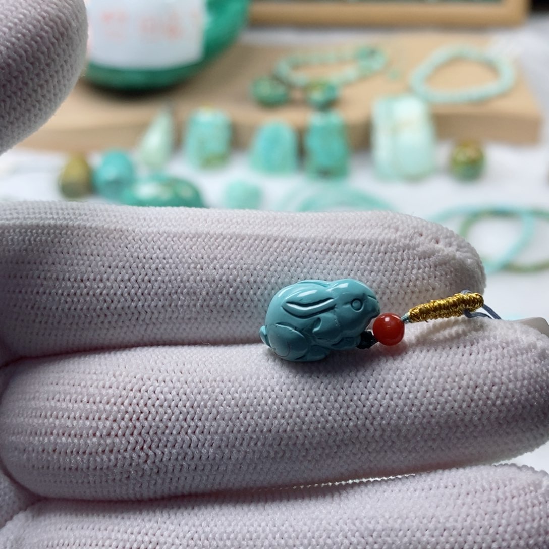 绿松石颈饰未镶嵌