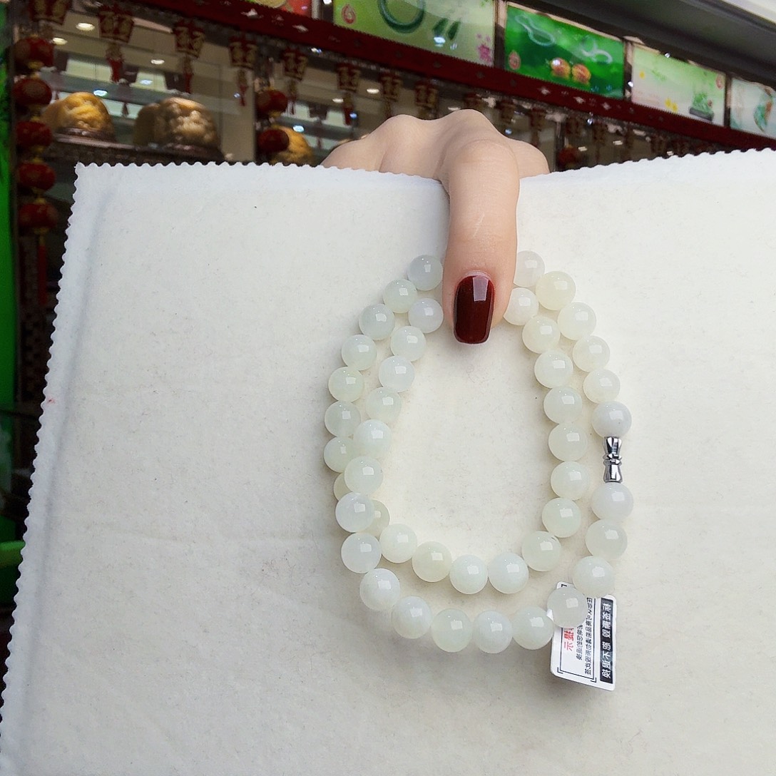 和田玉颈饰未镶嵌等****改