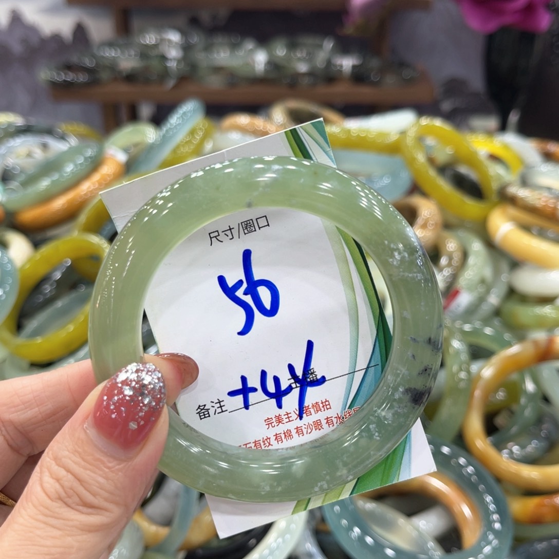 未镶嵌蛇纹石玉手镯手镯