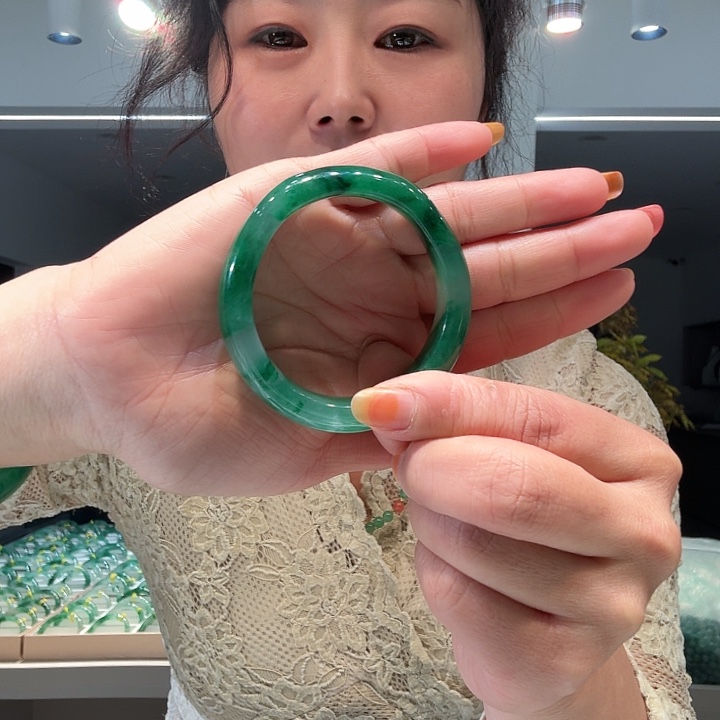 石英质玉未镶嵌项圈