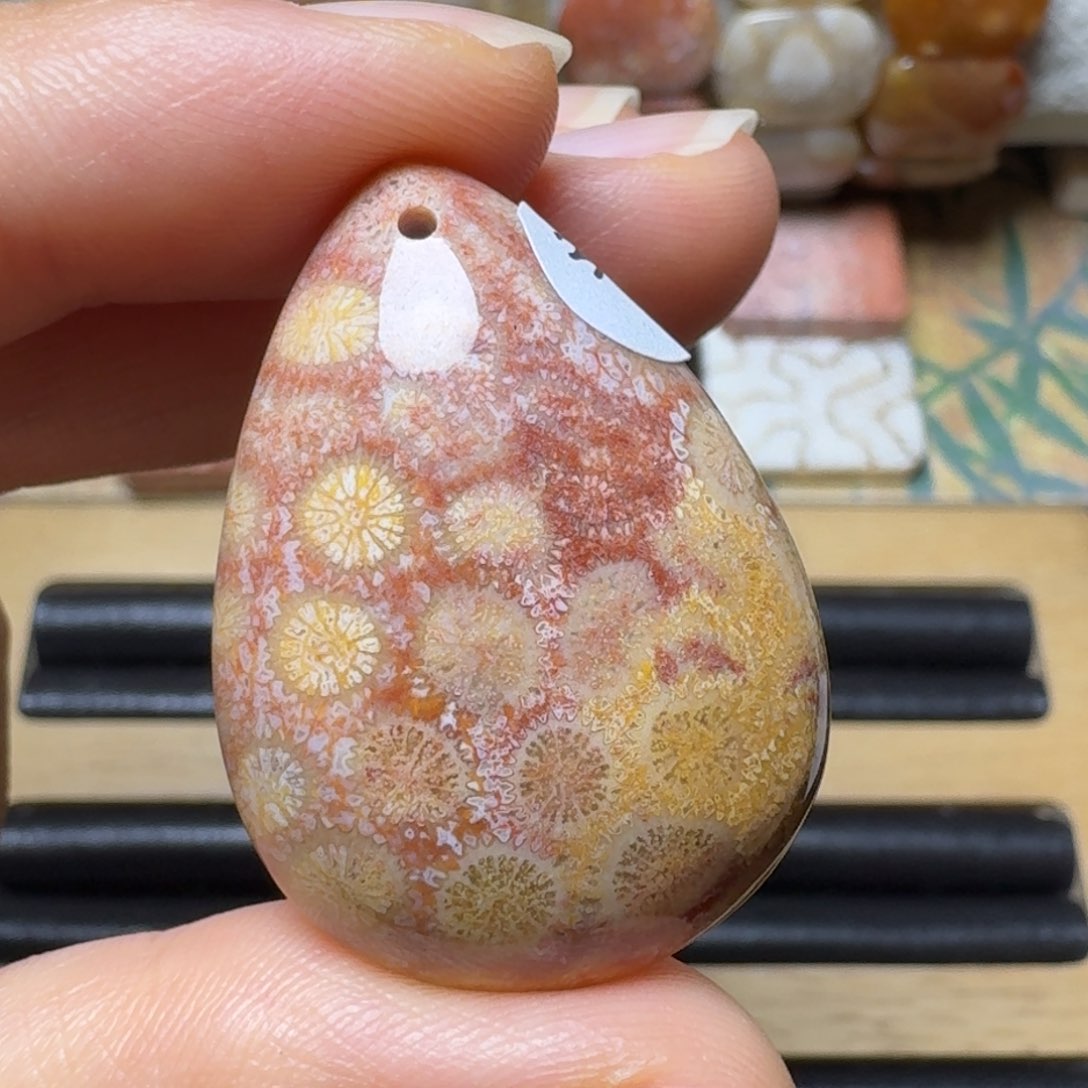硅化玉红黄满花未镶嵌