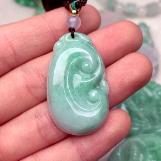 翡翠吊坠(不含链)未镶嵌