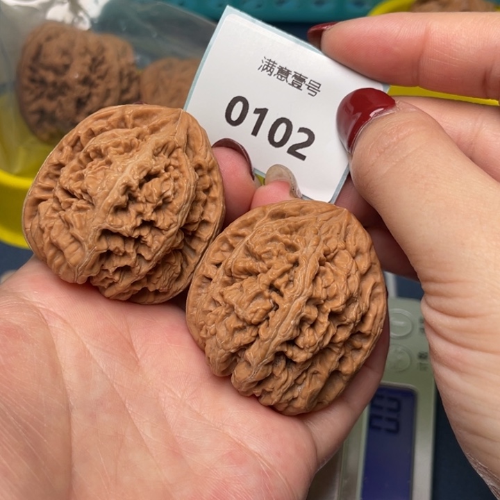 文玩核桃把件粗筋41