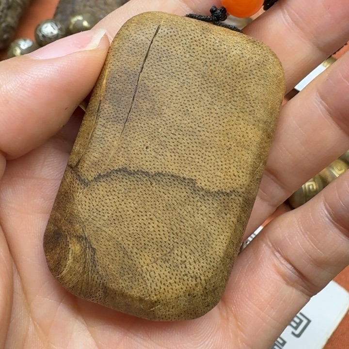 大叶紫檀（黑酸枝木类）