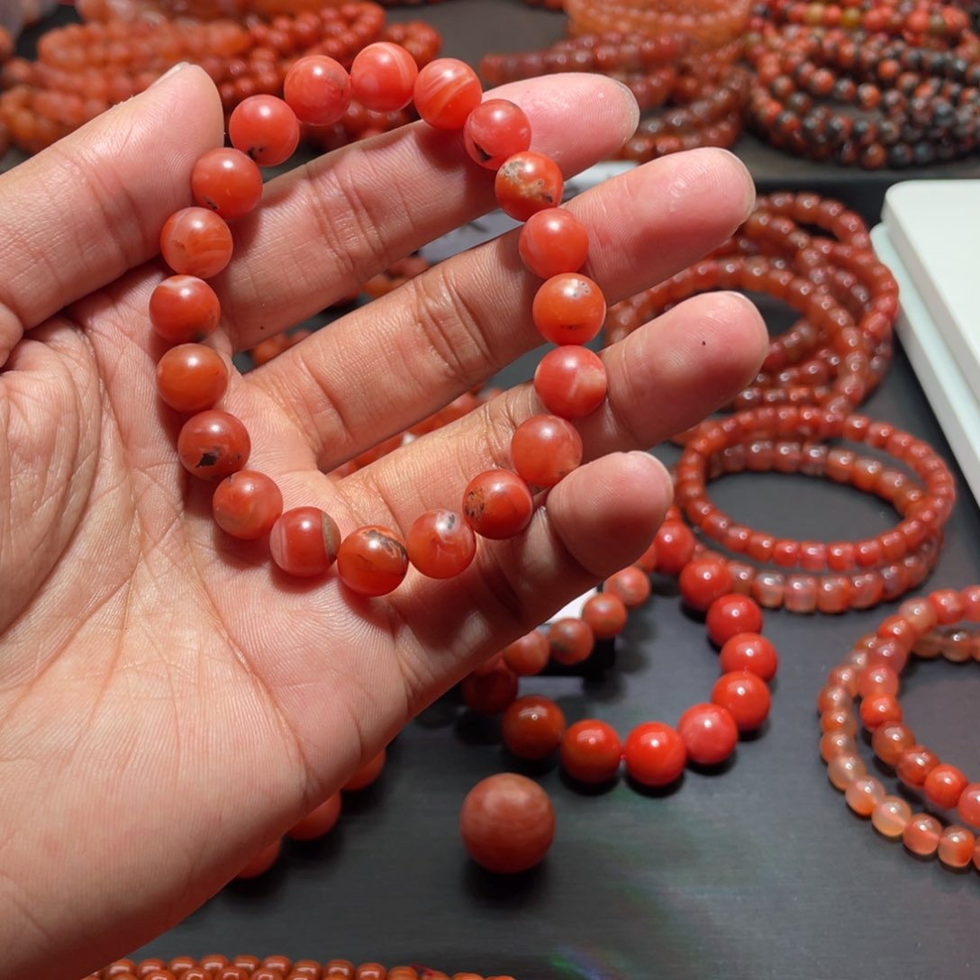 南红玛瑙手链未镶嵌