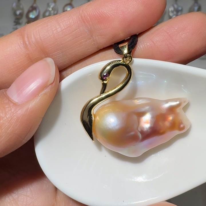 颈饰未镶嵌淡水珍珠