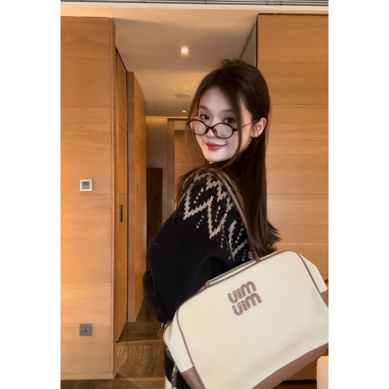 TIAO~复古港风欧美风圆领毛衣针织衫套头时尚打底上衣高领冬季