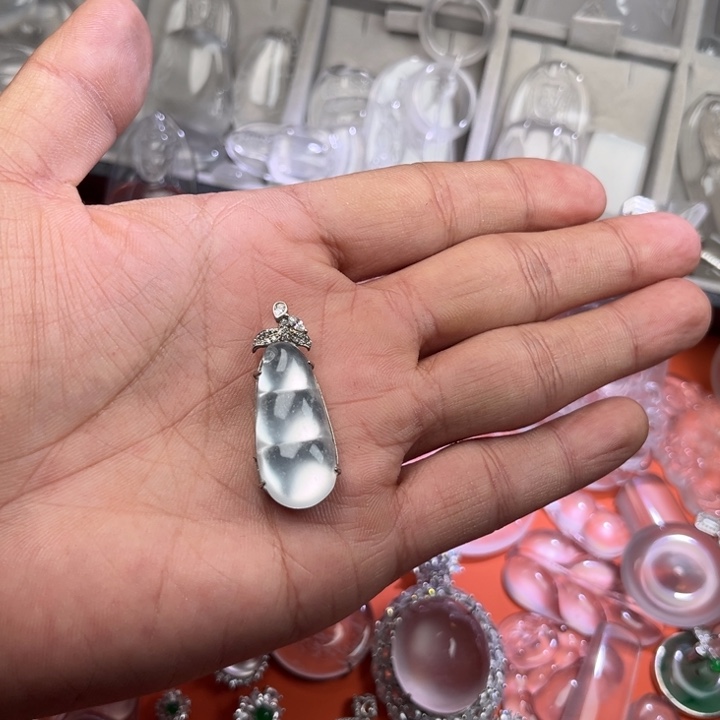 石英质玉银S925镶嵌颈饰