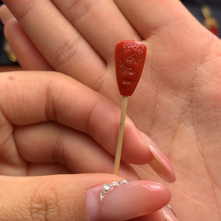 南红玛瑙未镶嵌9.5三通