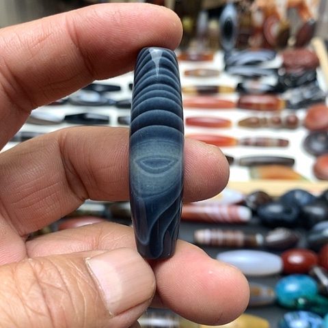 玛瑙/玉髓颈饰合金