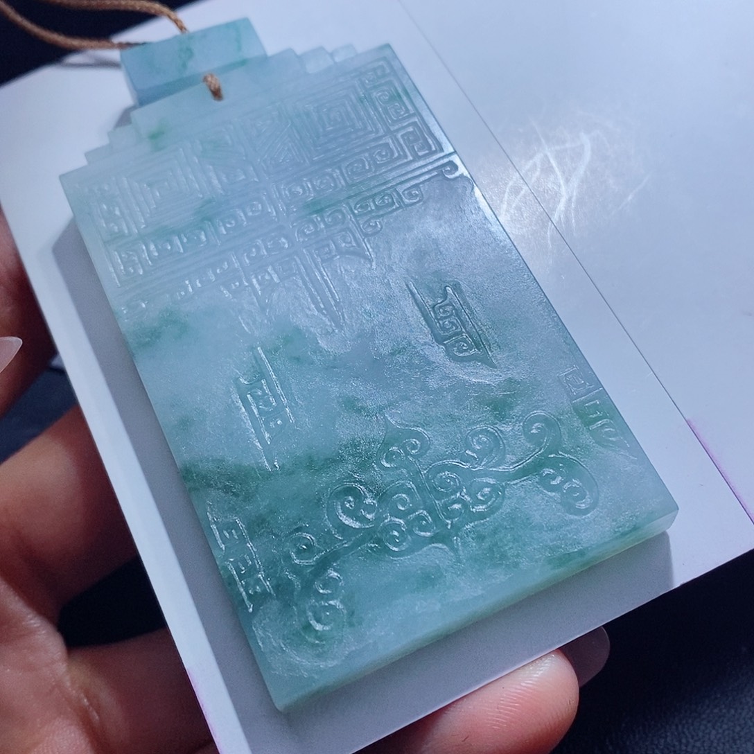 用***6定制翡翠未镶嵌翡翠