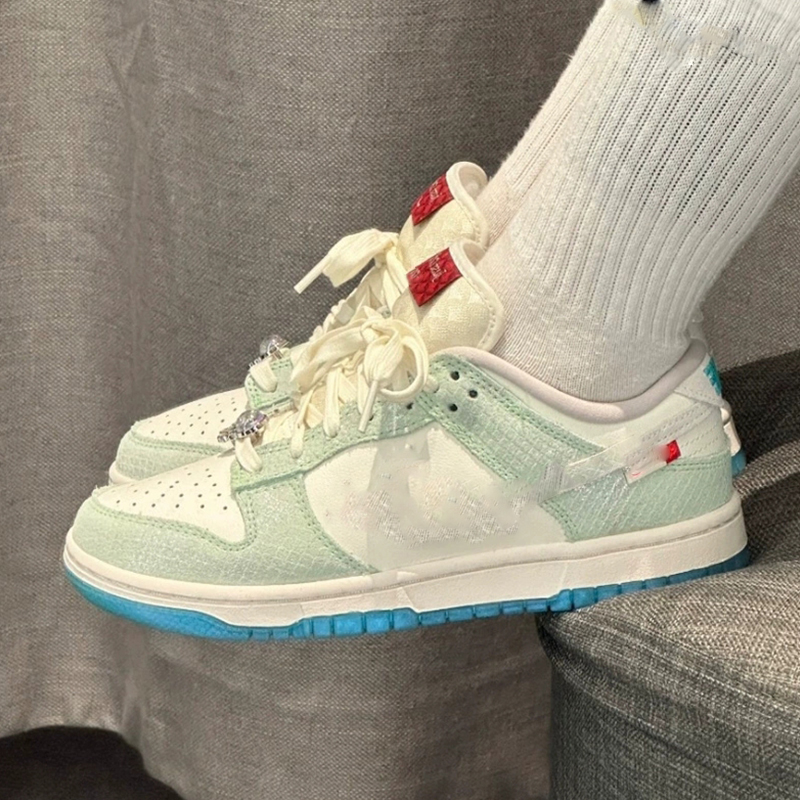 白仙人掌绿 FJ5065防滑舒适低帮耐磨车缝线流苏板鞋小白鞋