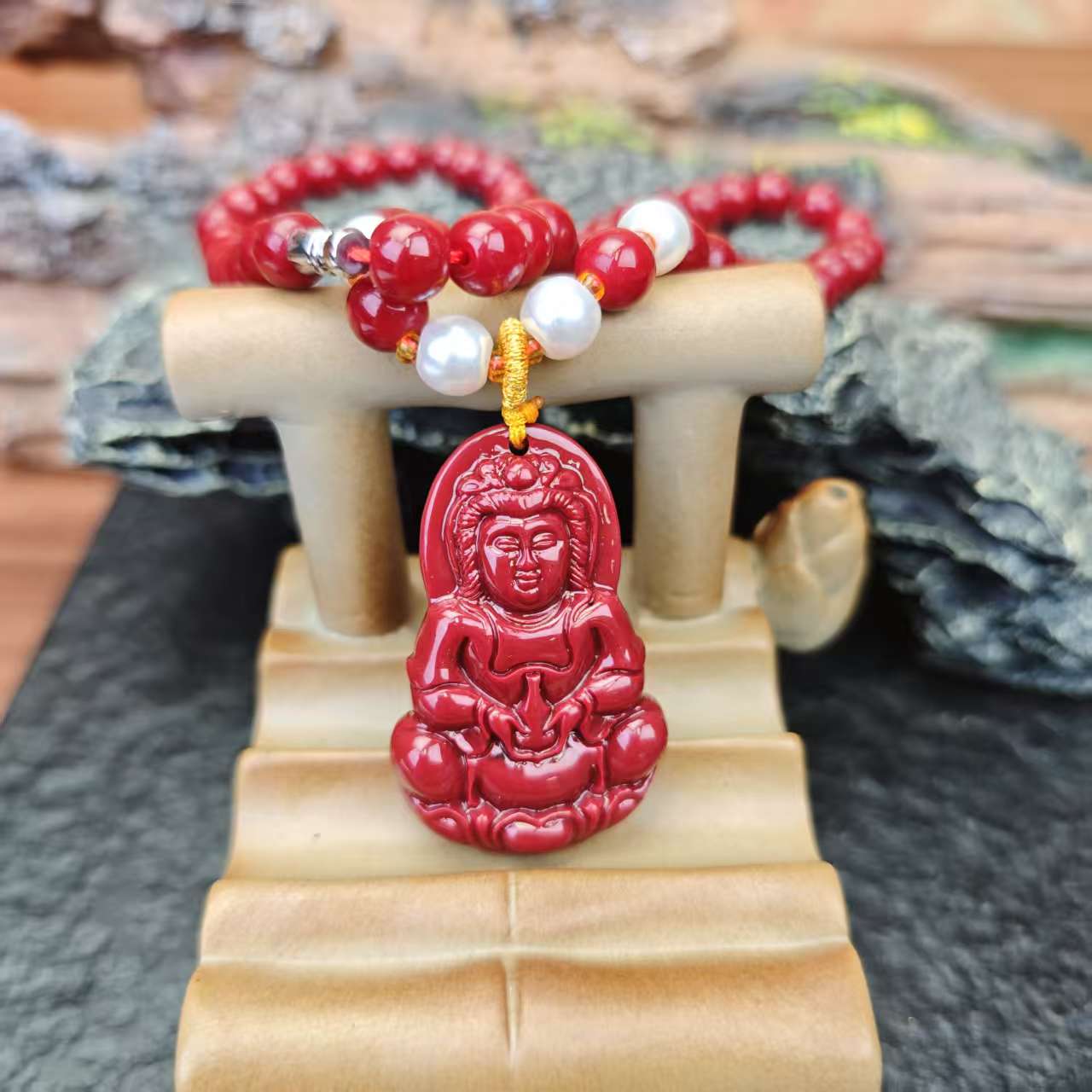 含辰砂工艺品朱砂观音牌SC203