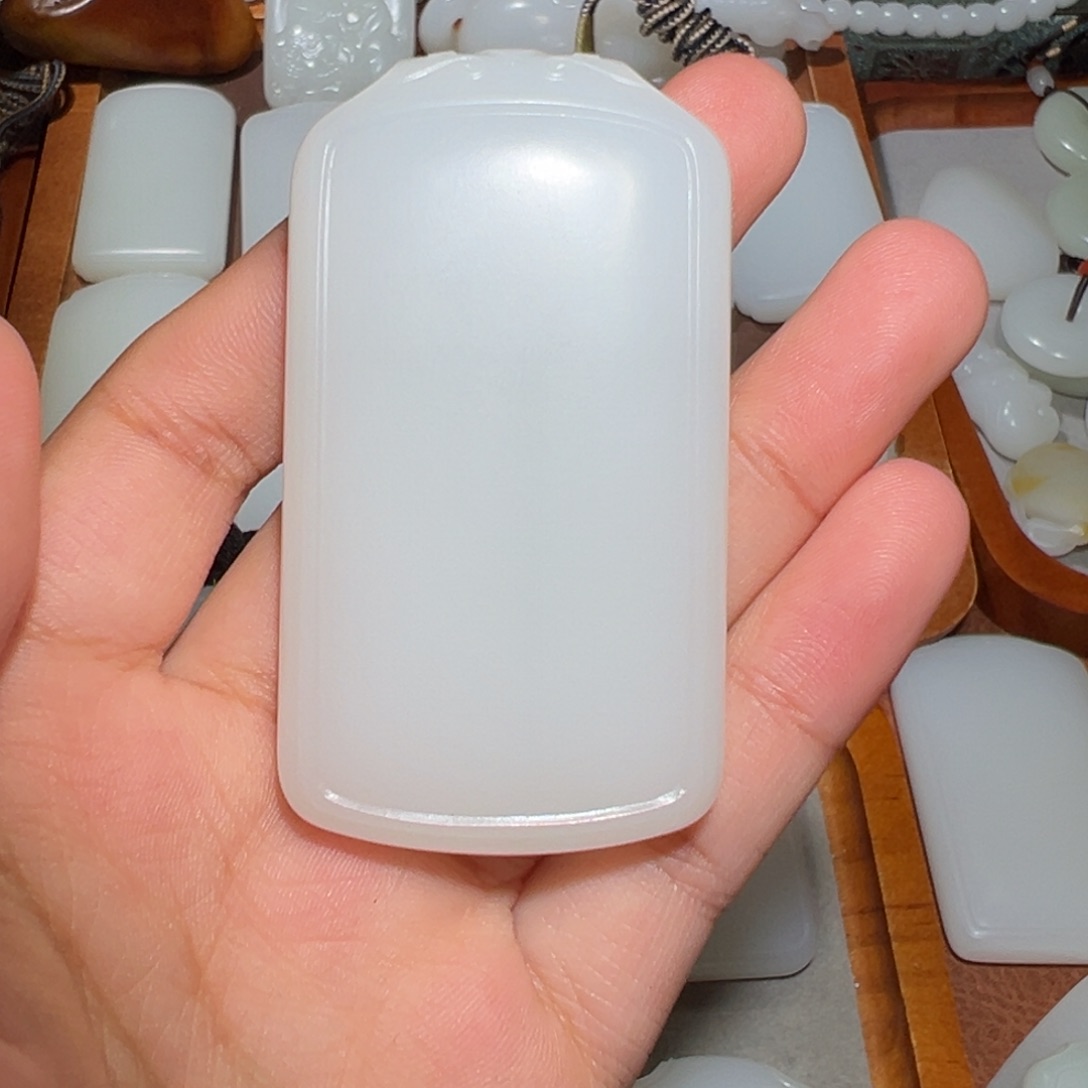 南***帅和田玉未镶嵌挂件