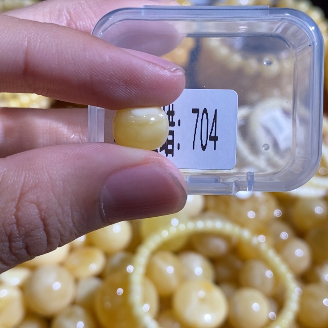 琥珀未镶嵌珠宝奇石704