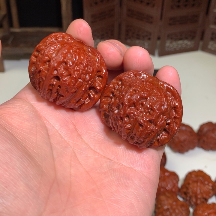 文玩核桃把件风**儿血麒麟44