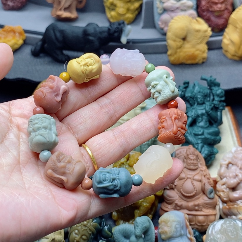 【闪购商品】定制石英质玉吊坠未镶嵌