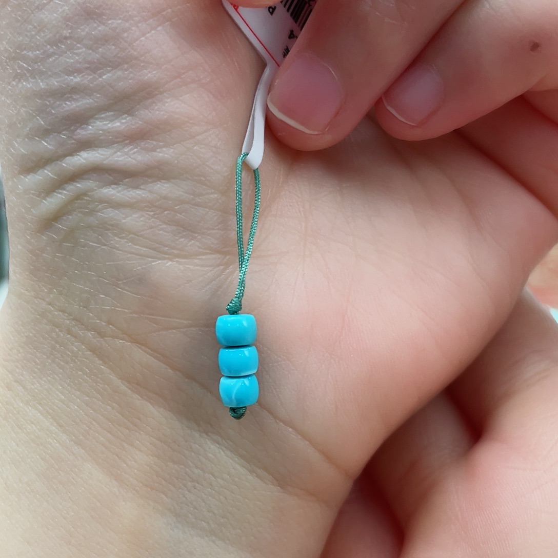 绿松石颈饰未镶嵌