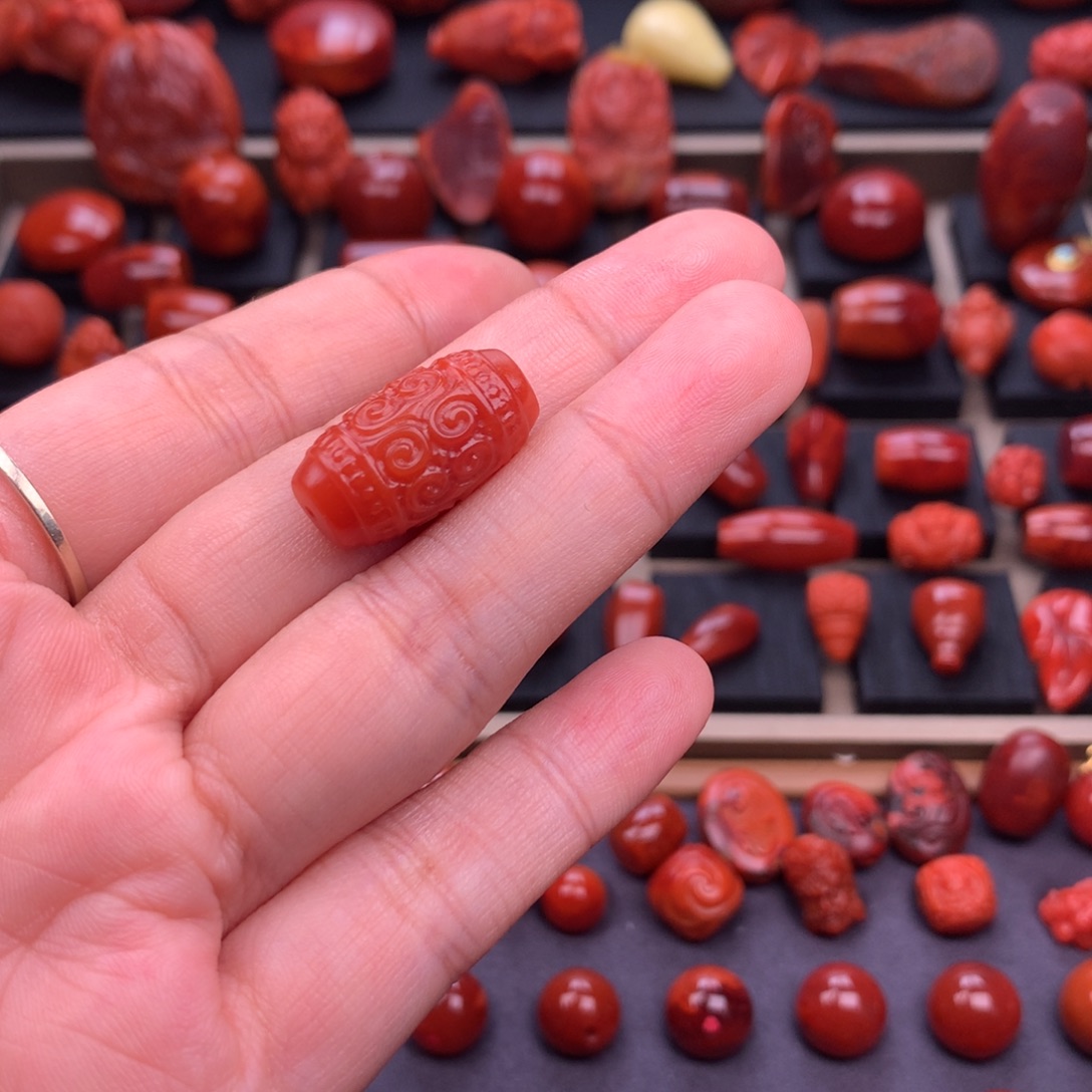 南红玛瑙未镶嵌保山高品五岔路回纹筒珠12mm