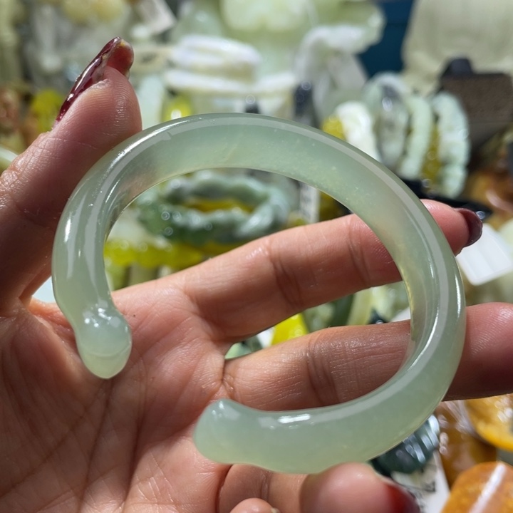 岫玉未镶嵌手镯53