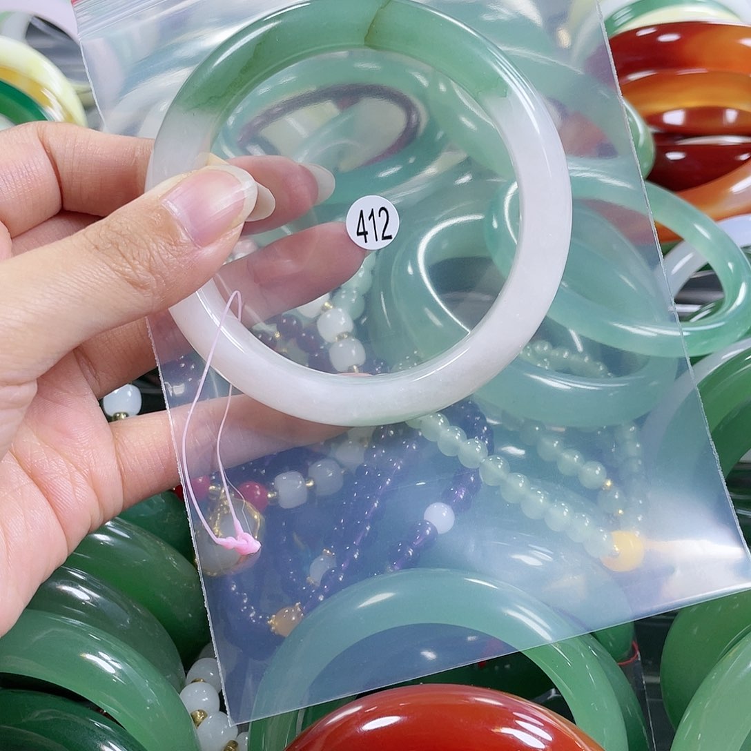 石英质玉手镯未镶嵌6061