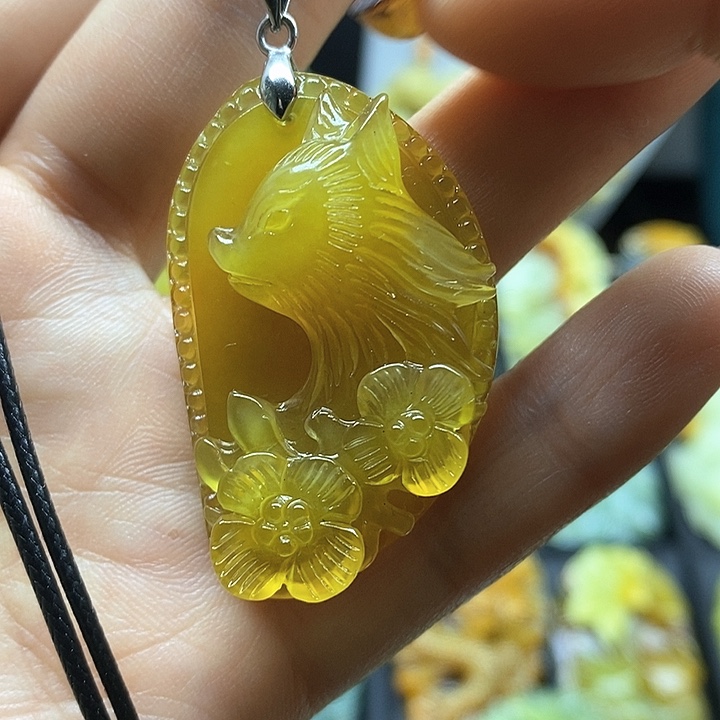 蛇纹石玉未镶嵌挂件