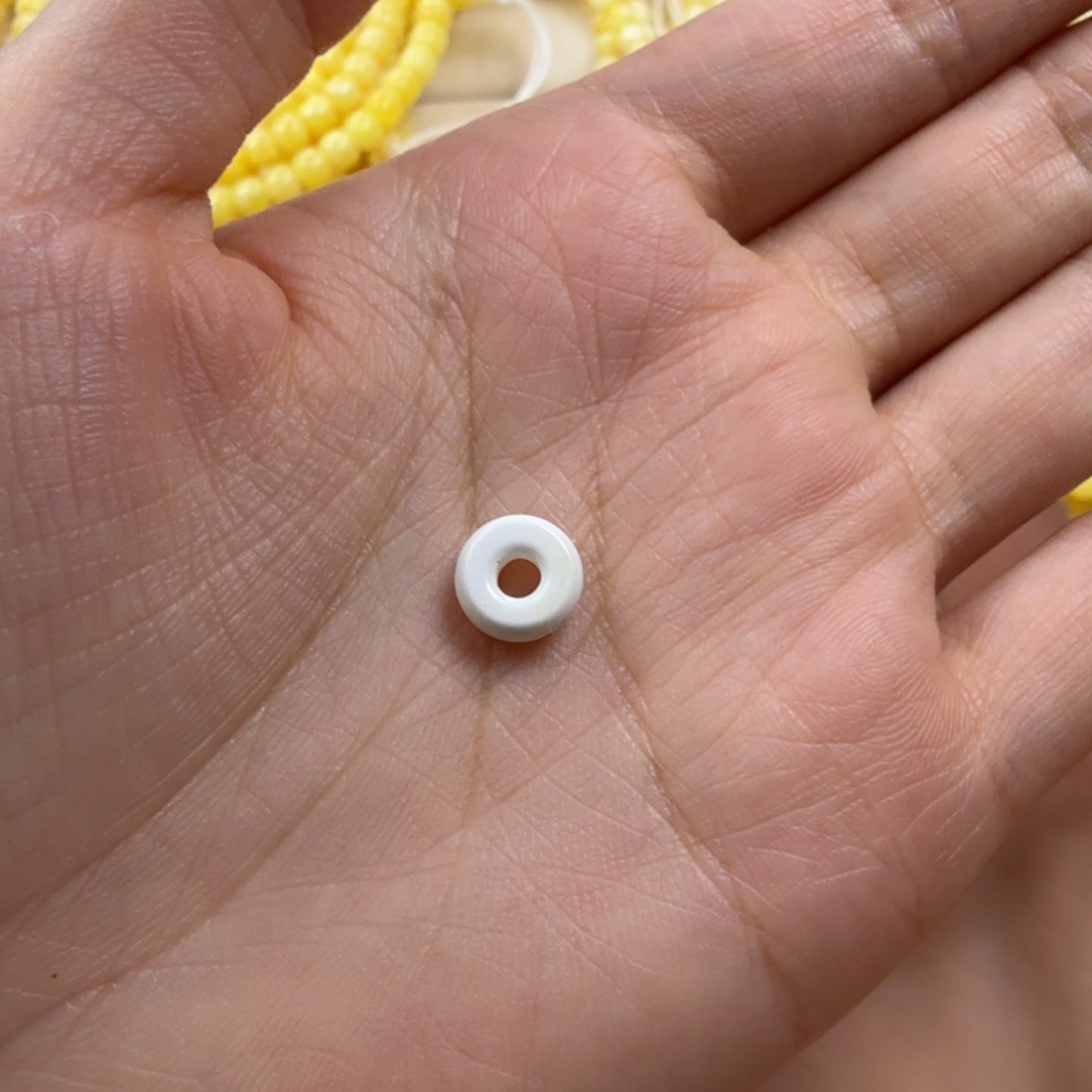 琥珀颈饰未镶嵌琥珀蜜蜡