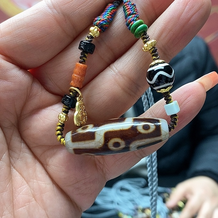 玛瑙/玉髓颈饰合金