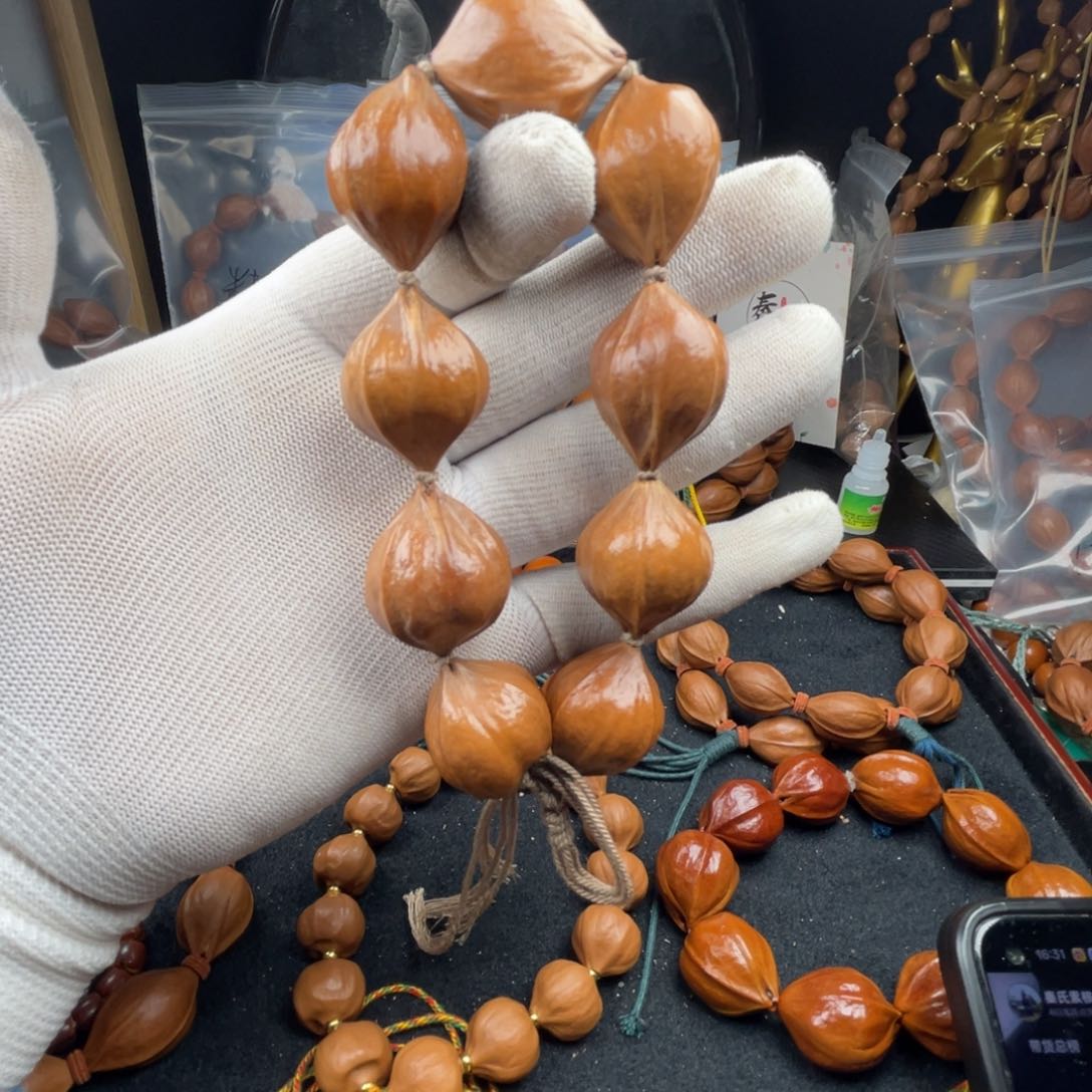 手串橄榄核熊****事广西铁大四花25