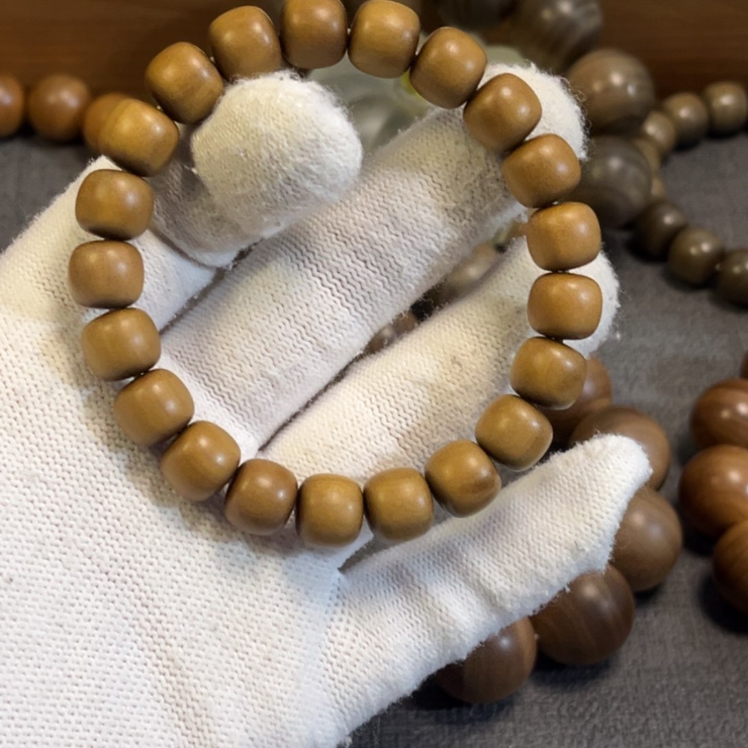 周***.檀香木手串/手链老山檀香顺纹9×10老型珠手串