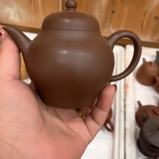 紫砂茶壶瑕疵…………………………