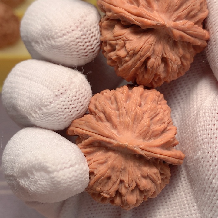 文玩核桃把件荔枝纹