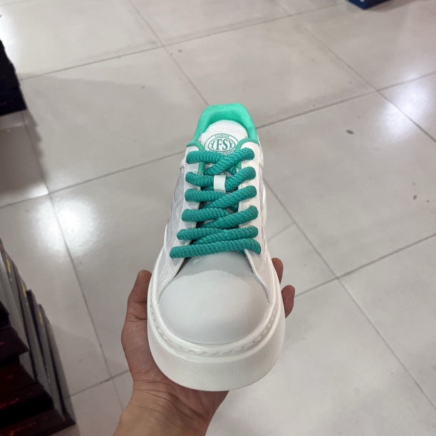 77255新款高品质休闲男鞋