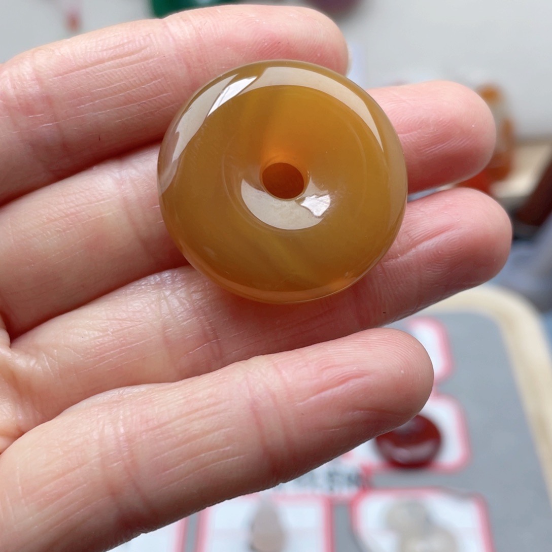 玛瑙/玉髓颈饰合金?