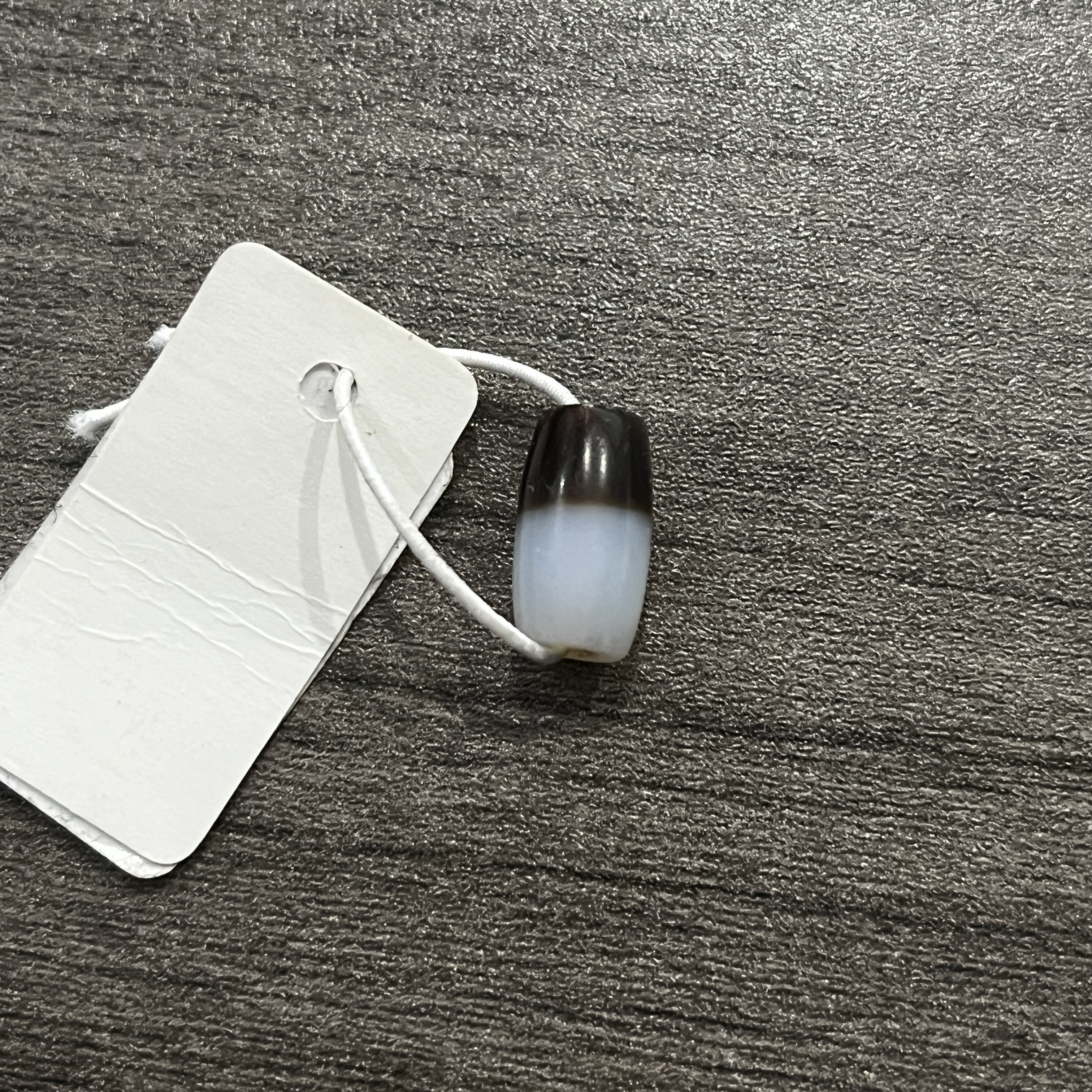 清代黑白玛瑙桶珠【文物宝库】AAJJ240708168