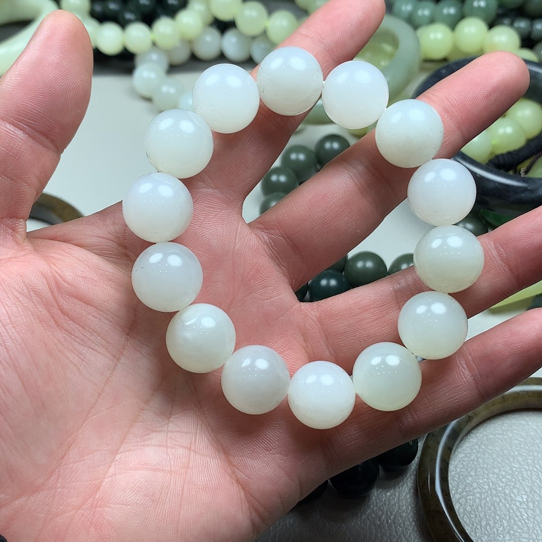 和田玉手链未镶嵌