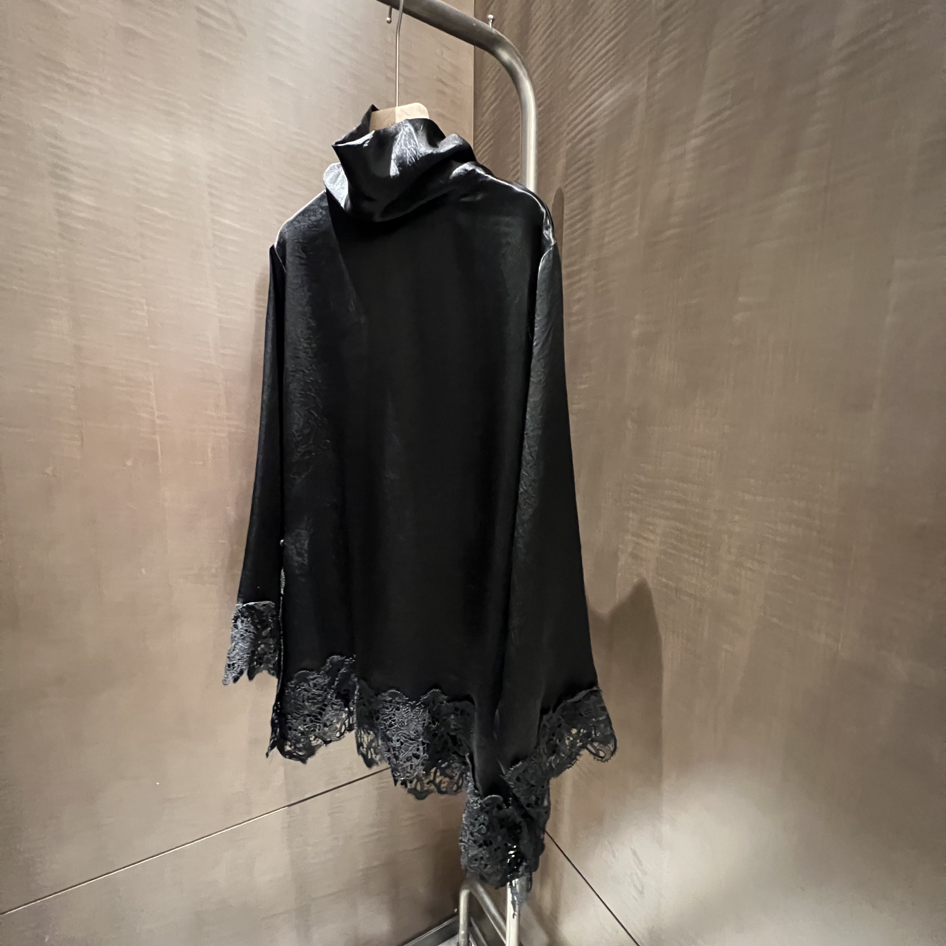 冬季新款蕾丝拼接加醋酸打底衫衬衫洋气百搭减遮肉显瘦上衣