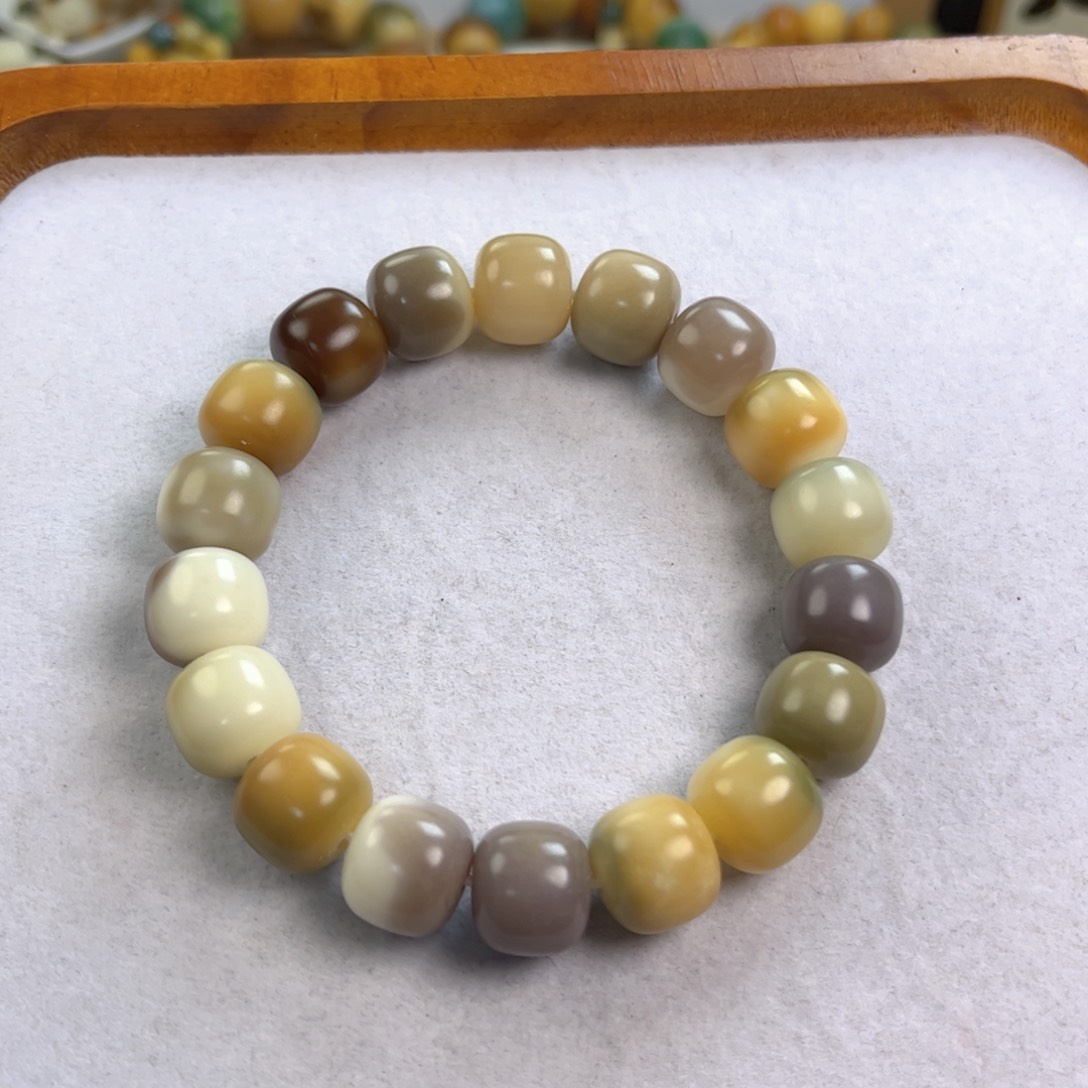 菩提根/象牙果手串辥**?新款