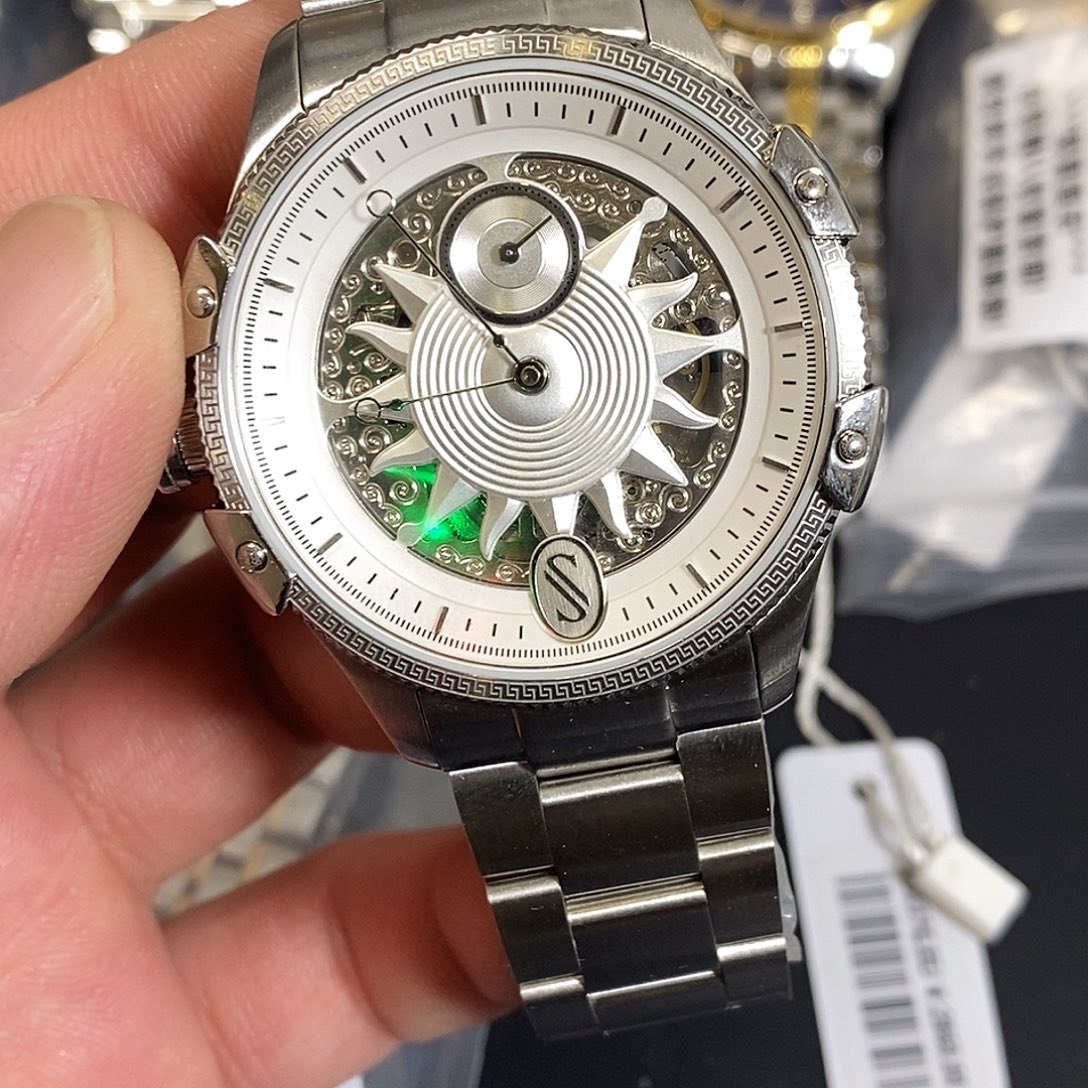 全自动机械孤品一只