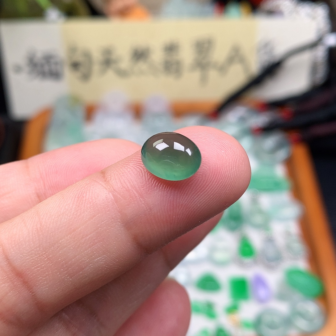 翡翠裸石缅甸天然A货翡翠冰种蛋面