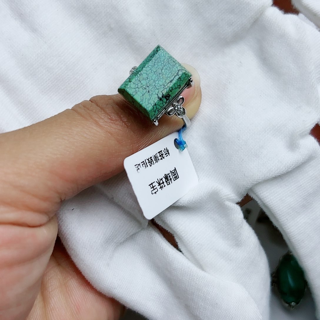 绿松石珠宝奇石未镶嵌我**我